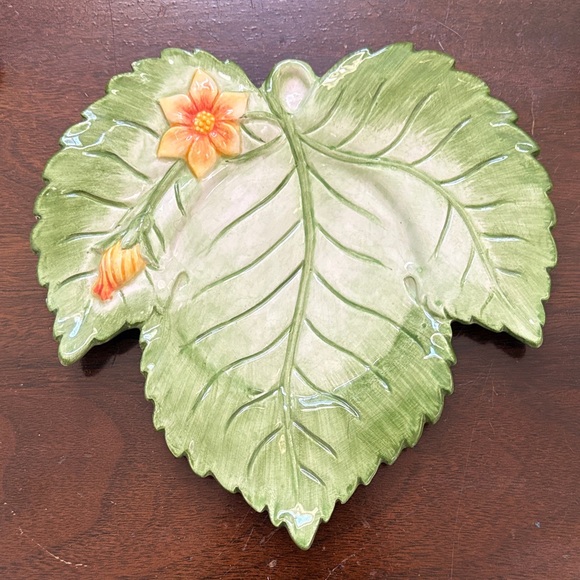 Fitz and Floyd Other - Fitz and Floyd White and Green Leaf-Shaped Ceramic Dish